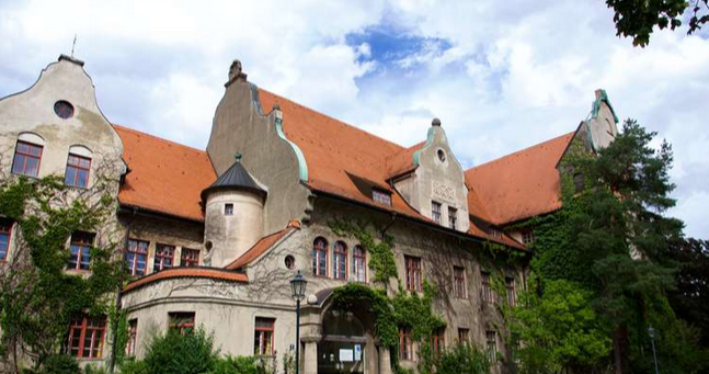 Fassade Psychiatrie Haar